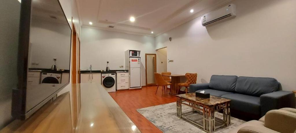 Almasem Serviced Apartments -Exit 5 Эр-Рияд Экстерьер фото